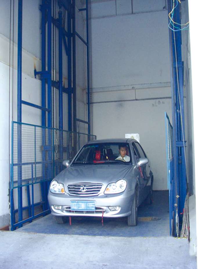 汽車(chē)導軌式升降機